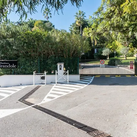 With Terrace Pool & Access Apartment