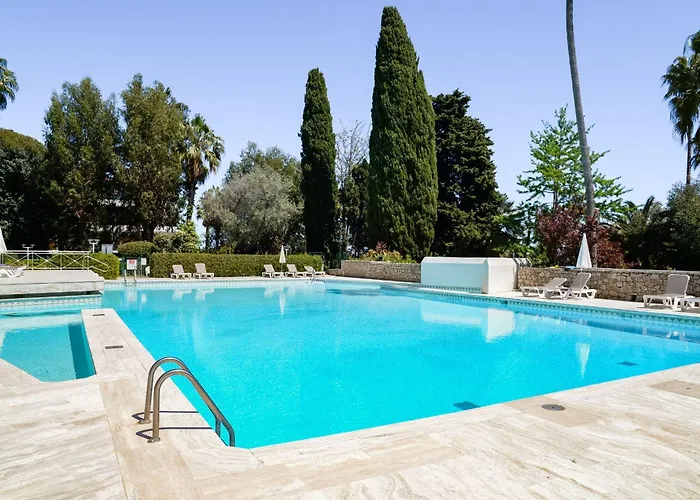 Διαμέρισμα With Terrace Pool & Access