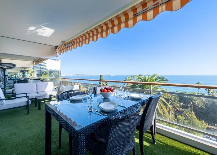 With Terrace Pool & Access Διαμέρισμα *