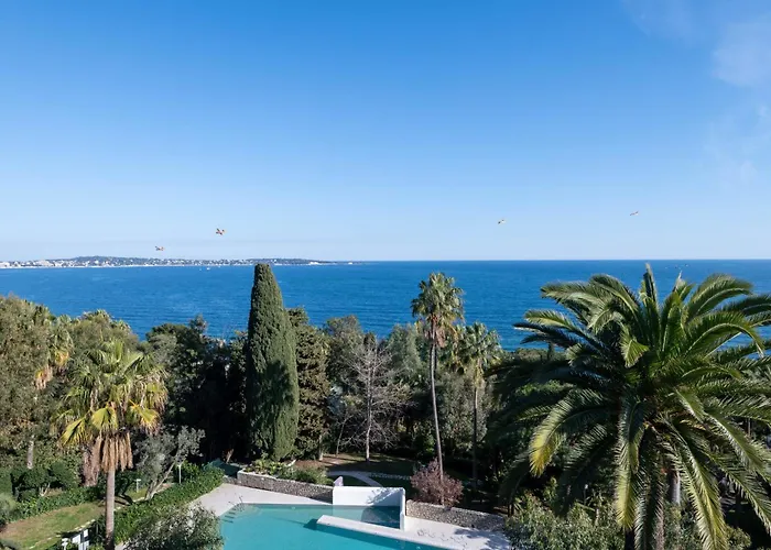 Διαμέρισμα With Terrace Pool & Access Golfe-Juan