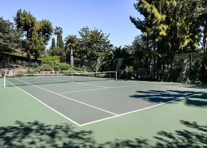 With Terrace Pool & Access *